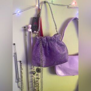 small clutch/crossbag